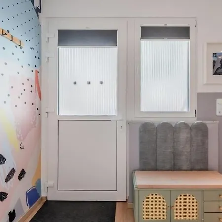 Funky Street Art Studio In Central